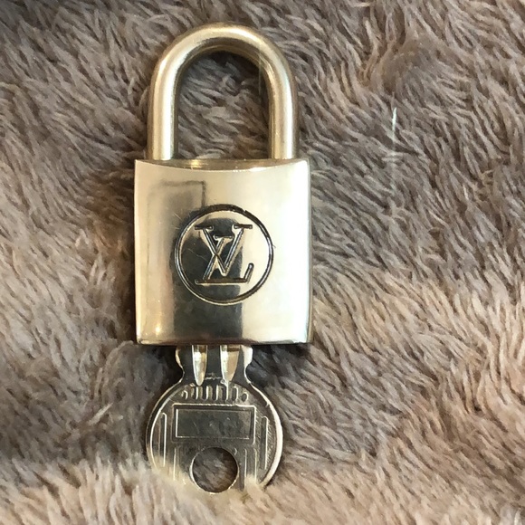 Authentic Louis Vuitton LV Gold Lock & Key #204 - Picture 1 of 5